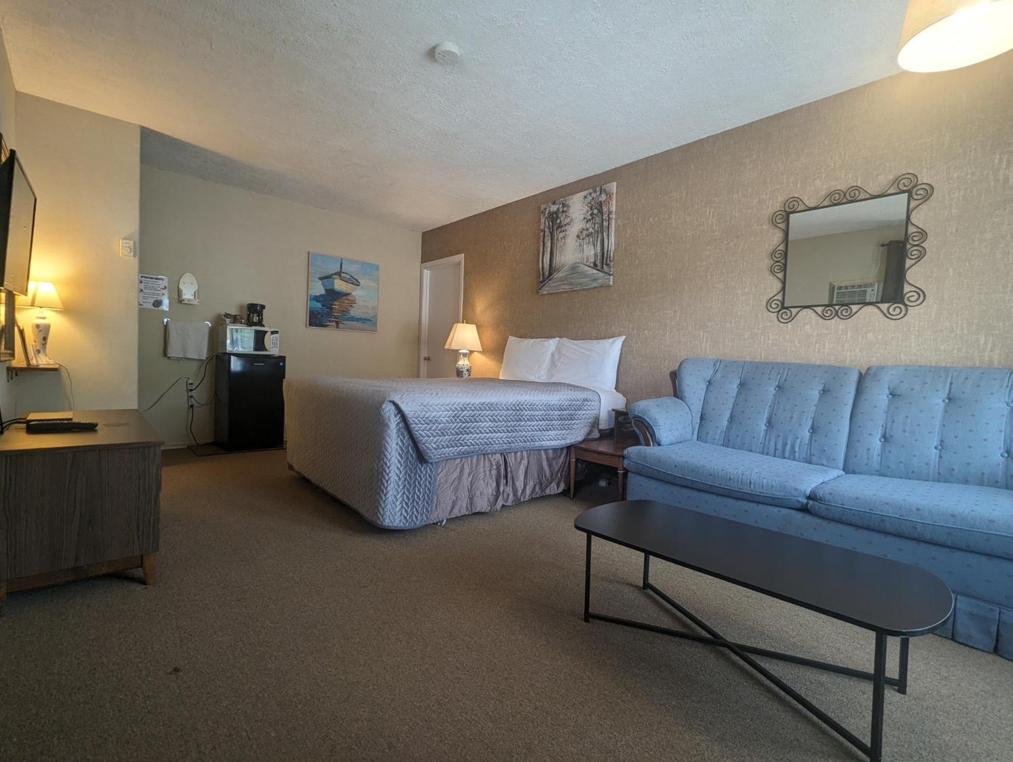 Pinewood Inn Barrys Bay Extérieur photo